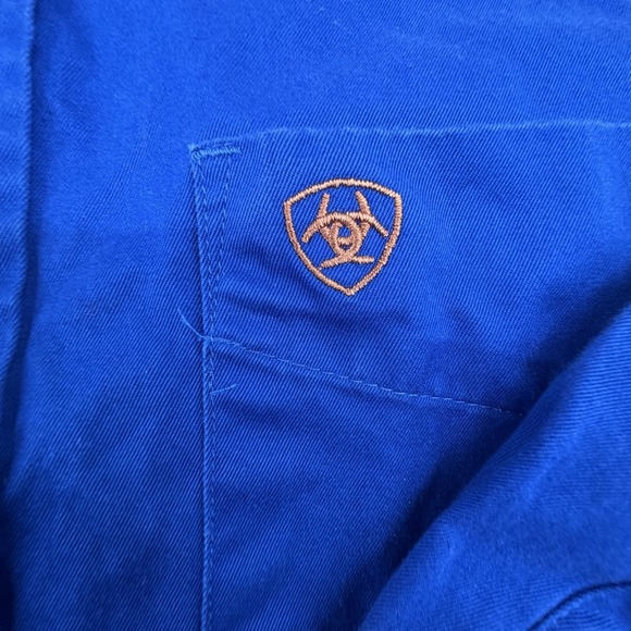 Ariat Shirt Men Small Blue Long Sleeve Button Down Cotton Solid Western Workwear - Picture 3 of 9